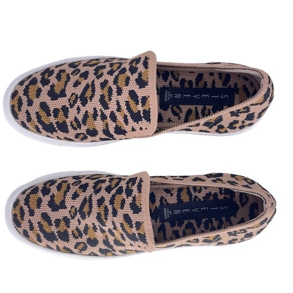 Steven By Steve Madden Kelsea Sneaker - Picture 4 of 8